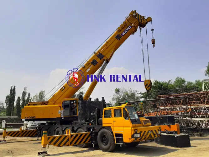 Sewa Telescopic Truck Crane  berbek industrial estate sidoarjo